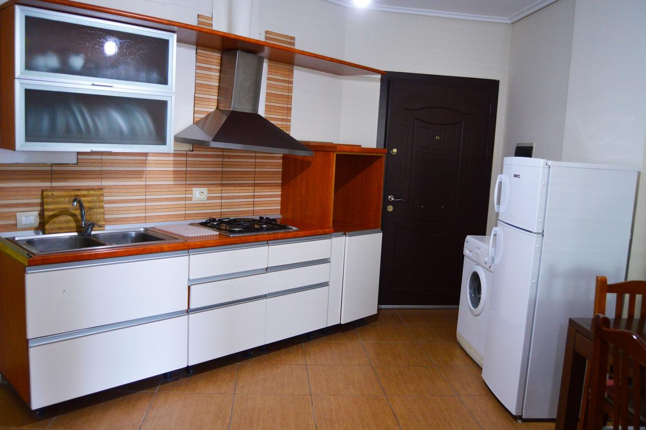 Vlorë Agetina'S Apartaments מראה חיצוני תמונה